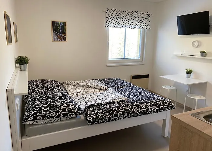 Lägenhet Nad Parkem Broumov